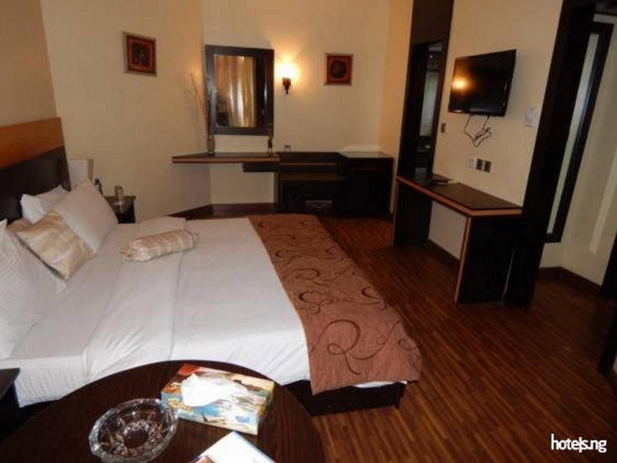 Room In Lodge - Hotel Presidential Port Harcourt Esterno foto